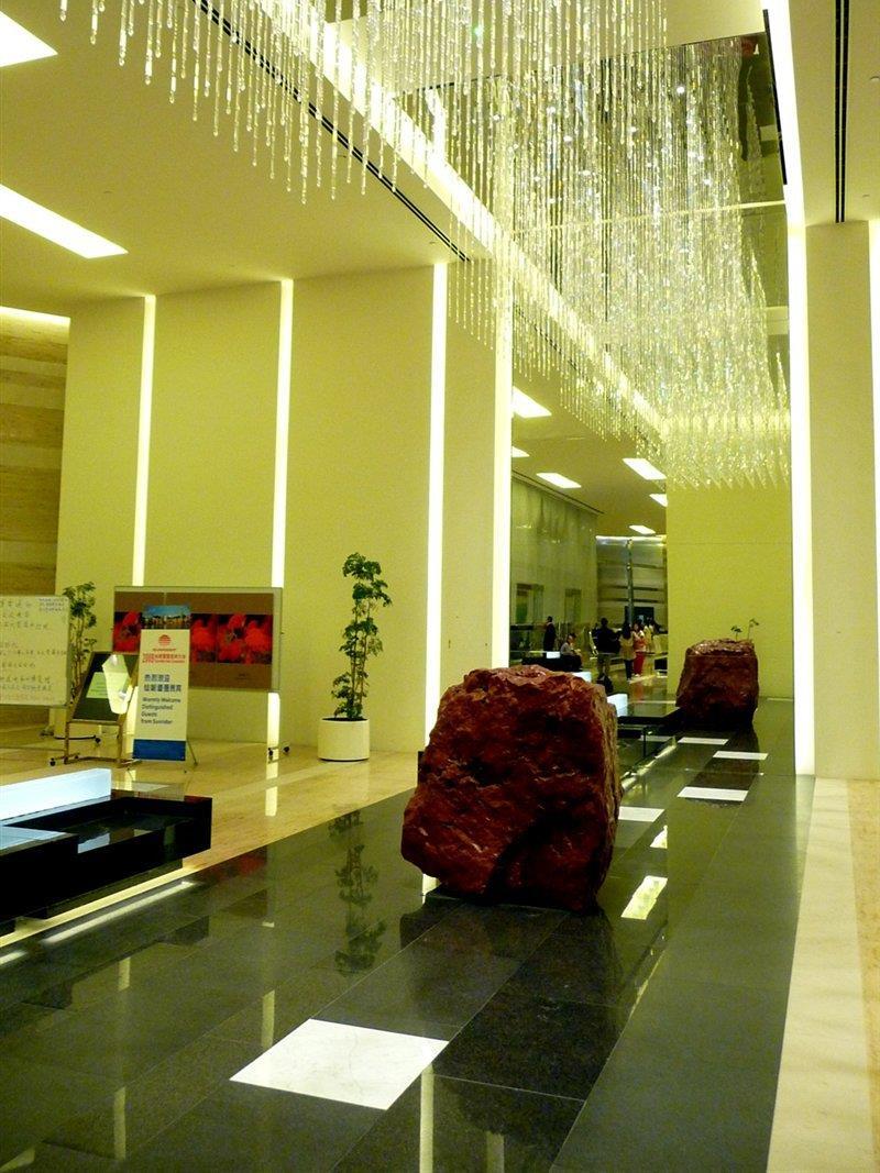 הונג קונג Nina Hotel Tsuen Wan West מראה חיצוני תמונה The lobby of the hotel
