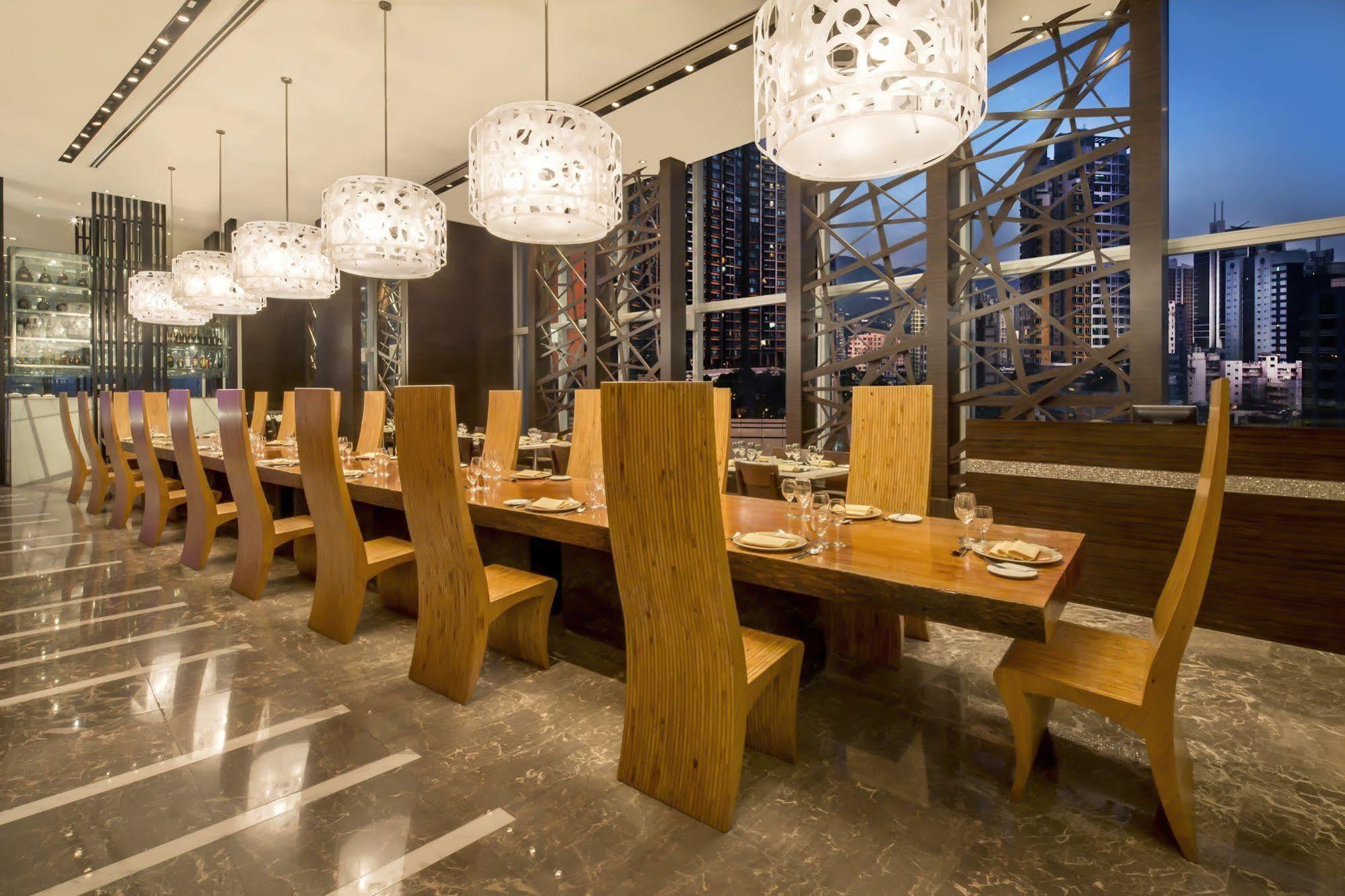 הונג קונג Nina Hotel Tsuen Wan West מראה חיצוני תמונה The interior of the restaurant
